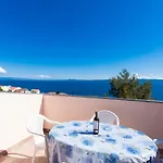 Anamarija Apartman